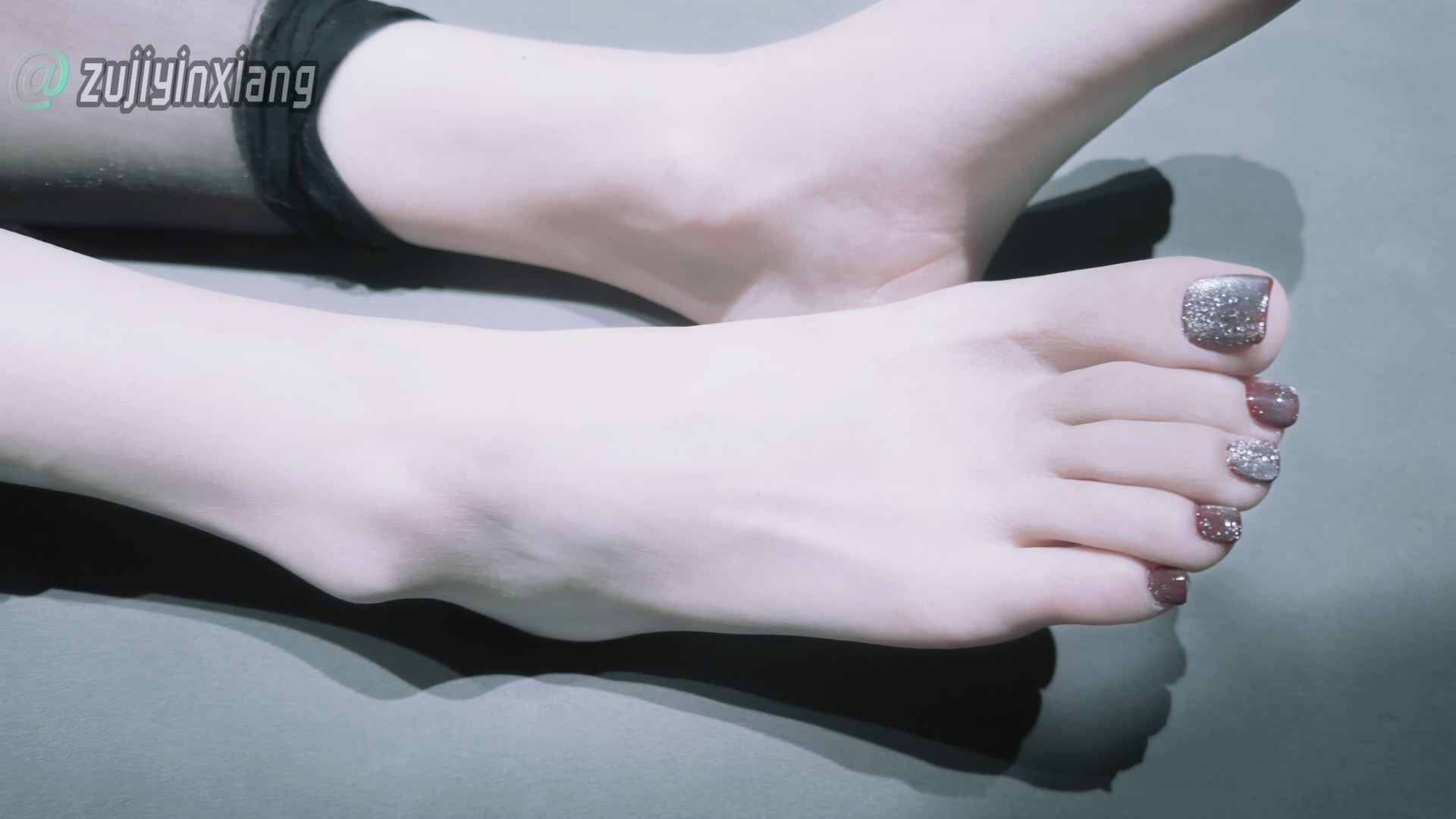 footprint足迹映像003.NANA的第一次约足体验..mp4_20231224_030210.177.jpg